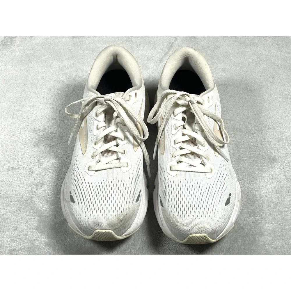 Brooks Ghost 15 Running Shoes Women's 9.5 White Cream Athletic Sneakers Mesh